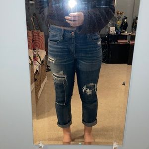 American Eagle cropped distressed jeans